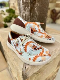Ariat Hilo Western Aloha Surfing Longhorn