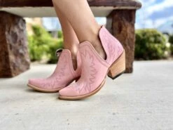 Ariat Dixon Powder Pink